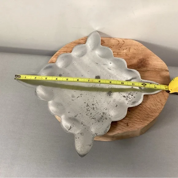 ⚫️ Large Scalloped Edges Square Pillar Candle Holder - Metal Crafted - Nice - Picture 9 of 11